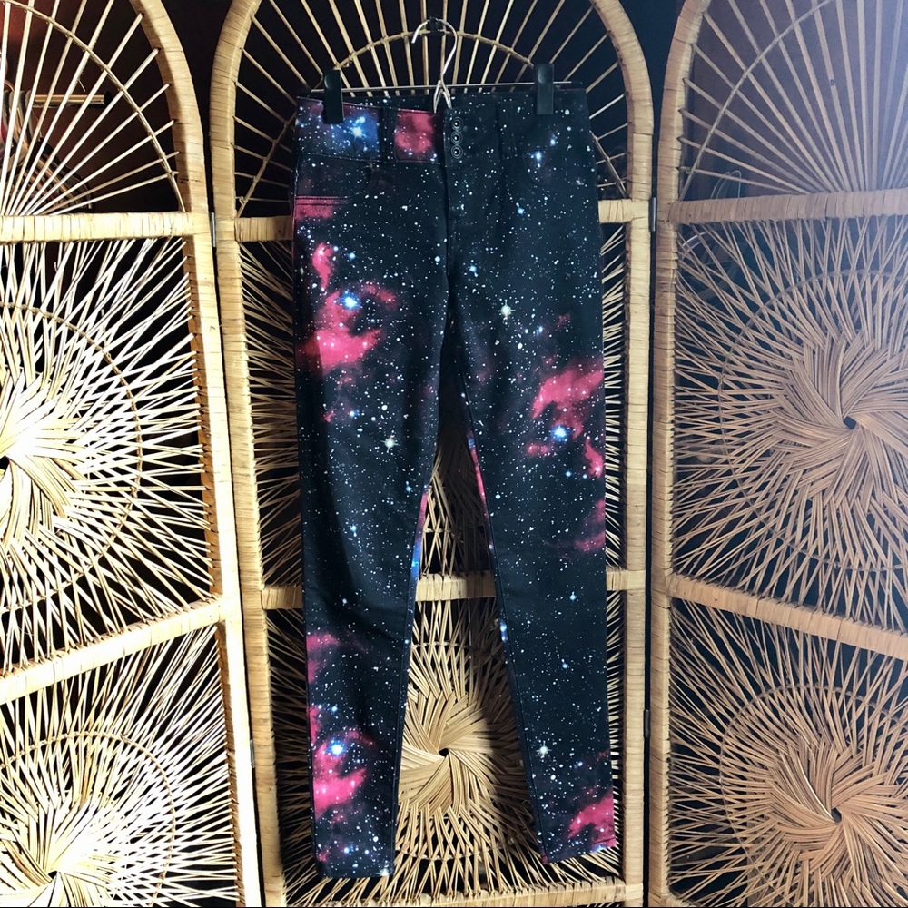 3/$20 LOVESICK Super Skinny Solar System Celestial Star Print Pants Size 0